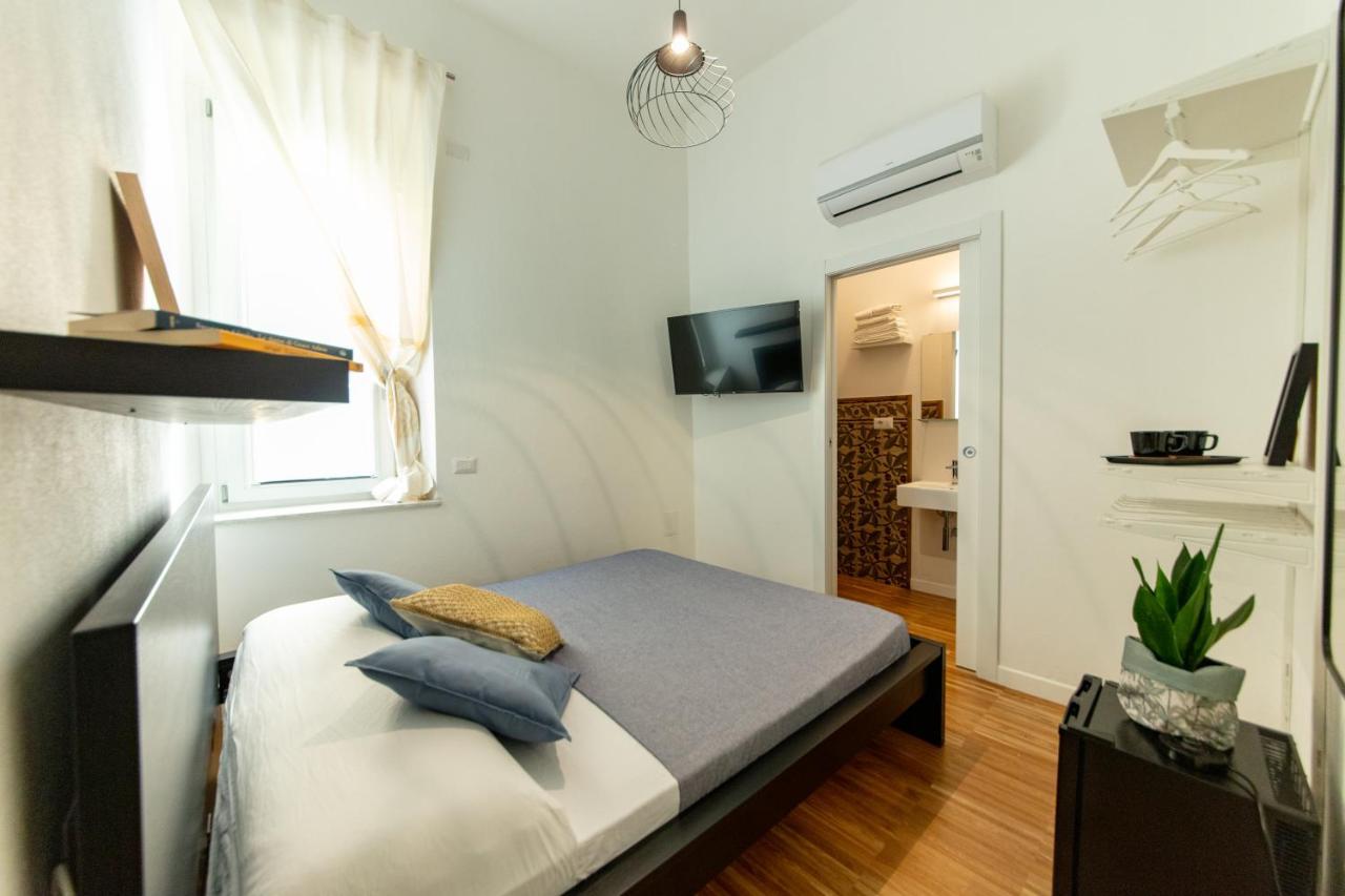 קליארי Lele'S Rooms מראה חיצוני תמונה